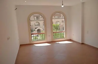 Apartment - 2 Bedrooms - 2 Bathrooms for sale in Maadi View - El Shorouk Compounds - Shorouk City - Cairo