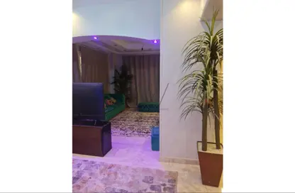 Apartment - 3 Bedrooms - 2 Bathrooms for rent in Al Hadaba Al Olya - Mokattam - Cairo