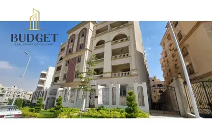 Apartment - 2 Bedrooms - 1 Bathroom for sale in Centro - New Cairo City - Cairo