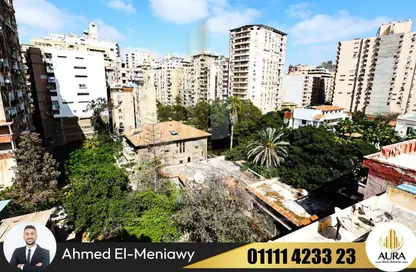 Apartment - 3 Bedrooms - 3 Bathrooms for sale in Ahmed Shawky St. - Bolkly - Hay Sharq - Alexandria