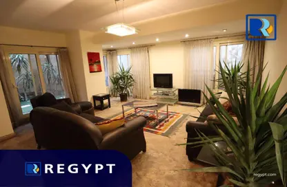 Apartment - 2 Bedrooms - 3 Bathrooms for sale in Sarayat Al Maadi - Hay El Maadi - Cairo