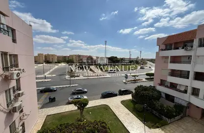 Apartment - 3 Bedrooms - 2 Bathrooms for sale in Osama Bin Zaid St. - Rehab City Second Phase - Al Rehab - New Cairo City - Cairo