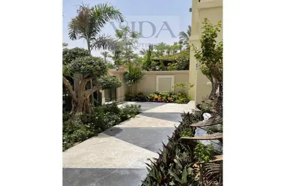 Villa - 5 Bedrooms - 5 Bathrooms for sale in Uptown Cairo - Mokattam - Cairo