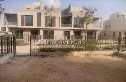 Townhouse - 3 Bedrooms - 3 Bathrooms for sale in Sodic East - 6th District - New Heliopolis - Cairo