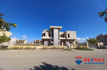 Villa - 4 Bedrooms - 4 Bathrooms for sale in Ivy - Cairo Alexandria Desert Road - Giza