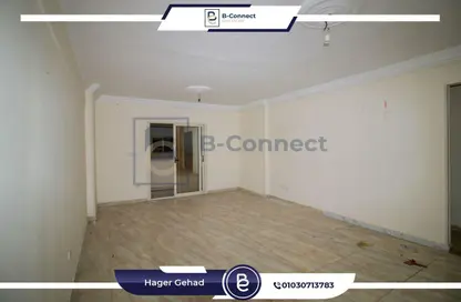 Apartment - 2 Bedrooms - 1 Bathroom for sale in Fleming - Hay Sharq - Alexandria