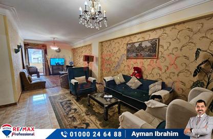 Apartment - 3 Bedrooms - 1 Bathroom for sale in Abo Qir St. - Glim - Hay Sharq - Alexandria