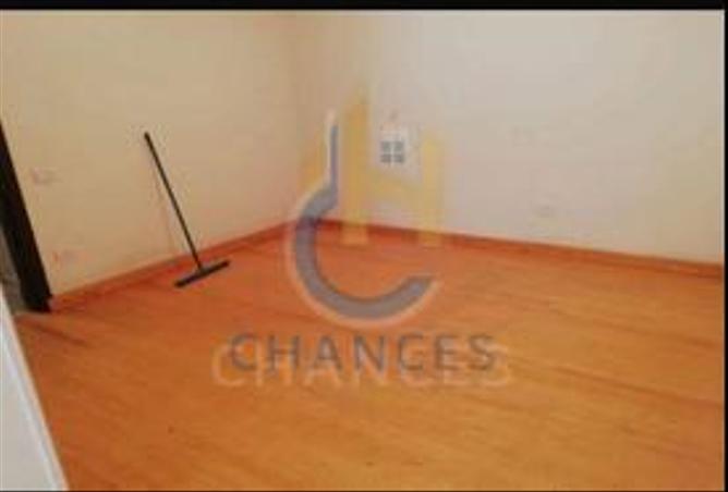 Apartment - 3 Bedrooms - 1 Bathroom for sale in 13th Sector - Zahraa El Maadi - Hay El Maadi - Cairo