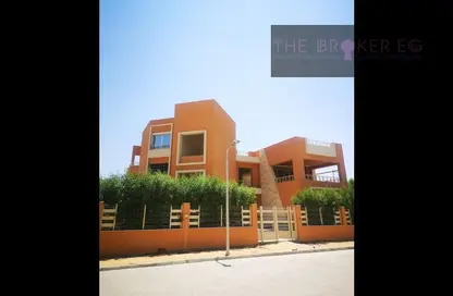 Villa - 7+ Bedrooms - 7+ Bathrooms for sale in Gawharat Al Shorouk - 5th District - Shorouk City - Cairo