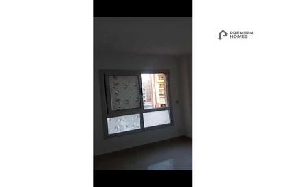 Apartment - 2 Bedrooms - 2 Bathrooms for sale in Madinaty - Cairo