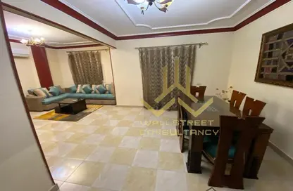 Apartment - 2 Bedrooms - 1 Bathroom for rent in Mohammed Farid Axis - District 4 - The 5th Settlement - New Cairo City - Cairo