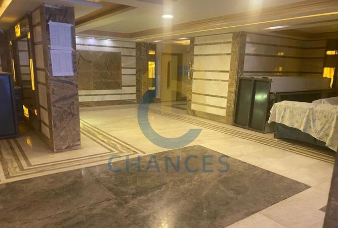 Apartment - 2 Bedrooms - 2 Bathrooms for sale in 50th Street - Zahraa El Maadi - Hay El Maadi - Cairo