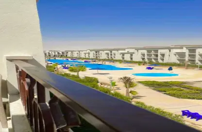 Chalet - 3 Bedrooms - 2 Bathrooms for sale in Red Carpet - Al Ain Al Sokhna - Suez