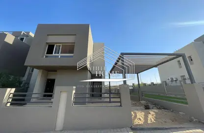 Villa - 4 Bedrooms - 4 Bathrooms for sale in Etapa Square - Sheikh Zayed City - Giza