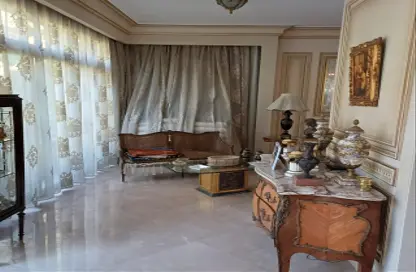 Villa - 5 Bedrooms - 6 Bathrooms for sale in Swan Lake - The 1st Settlement - New Cairo City - Cairo