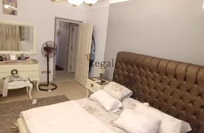 Apartment - 3 Bedrooms - 1 Bathroom for sale in Amaer Madinet Nasr Road - 10th District - Nasr City - Cairo