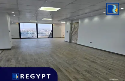 Office Space - Studio - 3 Bathrooms for rent in Al Nasr St. - El Laselky - New Maadi - Hay El Maadi - Cairo