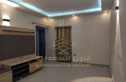 Apartment - 2 Bedrooms - 1 Bathroom for sale in Morad  St. - Giza District - Ganoub El Giza - Giza