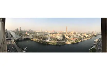 Apartment - 4 Bedrooms - 4 Bathrooms for sale in Nile Corniche St. - Garden City - Cairo