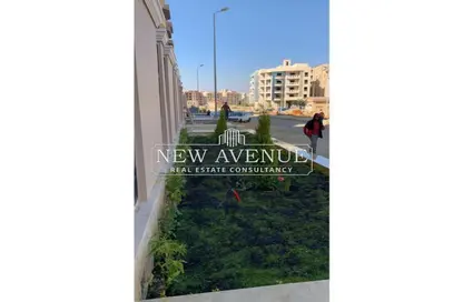 Apartment - 3 Bedrooms - 2 Bathrooms for sale in South Lotus - El Lotus - New Cairo City - Cairo