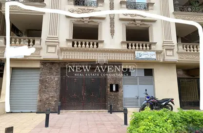 Retail - Studio - 3 Bathrooms for sale in Taha Hussein St. - El Nozha El Gadida - El Nozha - Cairo