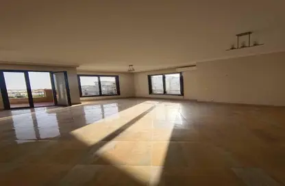 Penthouse - 4 Bedrooms - 5 Bathrooms for sale in Casa - Sheikh Zayed Compounds - Sheikh Zayed City - Giza