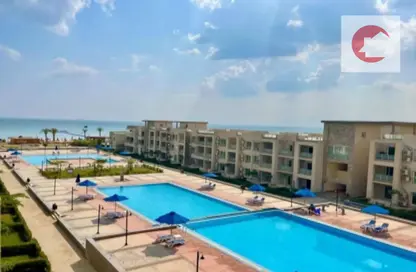 Chalet - 2 Bedrooms - 1 Bathroom for sale in Aroma Beach - Al Ain Al Sokhna - Suez