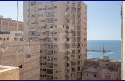 Duplex - 3 Bedrooms - 2 Bathrooms for sale in Mahmoud Al Essawy St. - Miami - Hay Awal El Montazah - Alexandria