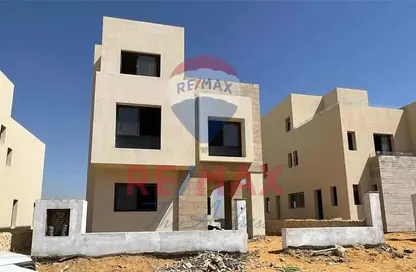 Villa - 4 Bedrooms - 5 Bathrooms for sale in O West - 6 October Compounds - 6 October City - Giza