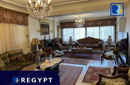 Apartment - 3 Bedrooms - 3 Bathrooms for sale in Sarayat Al Maadi - Hay El Maadi - Cairo