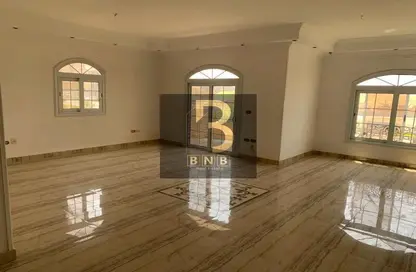 Office Space - Studio - 2 Bathrooms for rent in Al Shouyfat St. - District 1 - The 5th Settlement - New Cairo City - Cairo