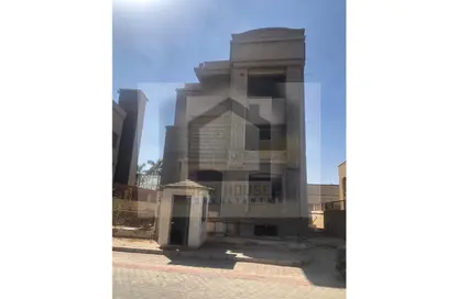 Villa - 6 Bedrooms - 5 Bathrooms for sale in Katameya Residence - The 1st Settlement - New Cairo City - Cairo