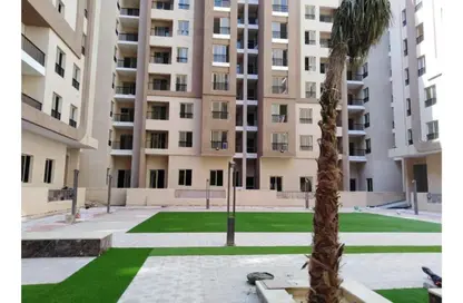 Apartment - 2 Bedrooms - 1 Bathroom for sale in Capital East - Nasr City Compounds - Nasr City - Cairo