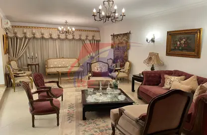 Apartment - 3 Bedrooms - 2 Bathrooms for sale in Mohammed Al Mokaled St. - 8th Zone - Nasr City - Cairo