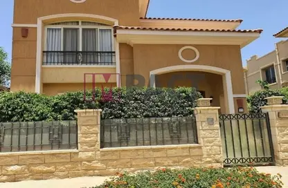 Villa - 4 Bedrooms - 3 Bathrooms for sale in Al Patio 5 - El Patio - El Shorouk Compounds - Shorouk City - Cairo