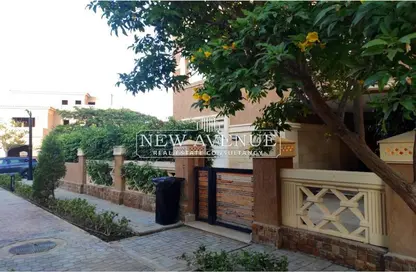 Villa - 3 Bedrooms - 3 Bathrooms for sale in La Nuova Vista - North Investors Area - New Cairo City - Cairo