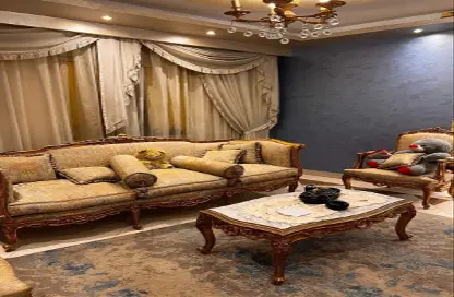 Apartment - 3 Bedrooms - 2 Bathrooms for sale in Al Sefarat District - Nasr City - Cairo