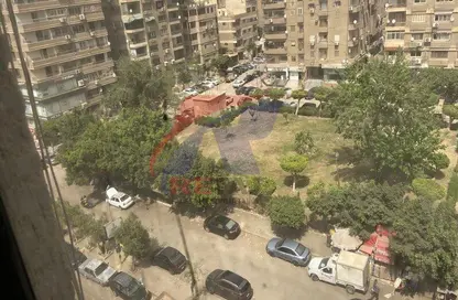 Apartment - 3 Bedrooms - 2 Bathrooms for sale in Mohamed Hassanein Heikal St. - 6th Zone - Nasr City - Cairo