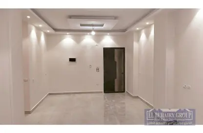 Apartment - 3 Bedrooms - 2 Bathrooms for rent in North Lotus - El Lotus - New Cairo City - Cairo