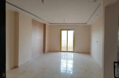 Apartment - 3 Bedrooms - 1 Bathroom for rent in Baron School Street - Al Hadaba Al Wosta - Mokattam - Cairo