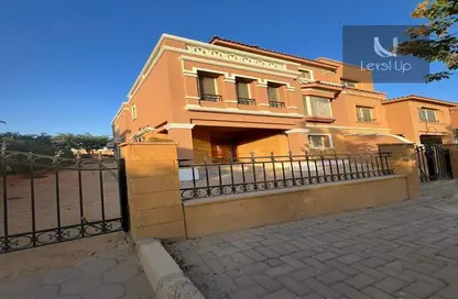 Villa - 7 Bedrooms - 5 Bathrooms for sale in Bellagio - Ext North Inves Area - New Cairo City - Cairo