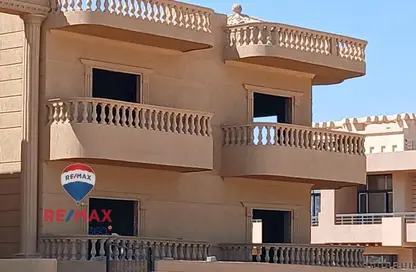 Villa - 4 Bedrooms - 4 Bathrooms for sale in New Heliopolis Compounds - New Heliopolis - Cairo