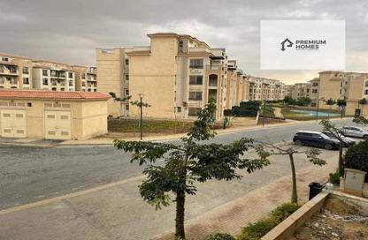 Apartment - 2 Bedrooms - 1 Bathroom for sale in Stone Residence - 5th Settlement Compounds - The 5th Settlement - New Cairo City - Cairo