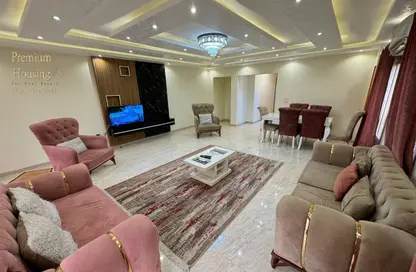 Apartment - 3 Bedrooms - 3 Bathrooms for rent in Al Reyad St. - Mohandessin - Giza