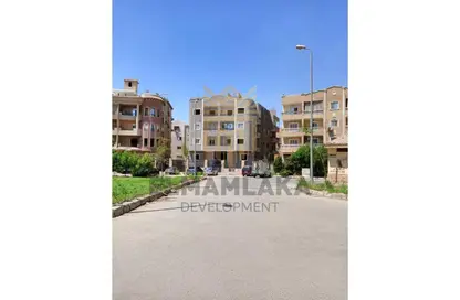 Apartment - 4 Bedrooms - 2 Bathrooms for sale in 16th District - Sheikh Zayed City - Giza