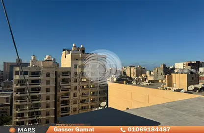 Apartment - 3 Bedrooms - 1 Bathroom for sale in Ahmed Fouad Darwish No.2 St. - Bolkly - Hay Sharq - Alexandria