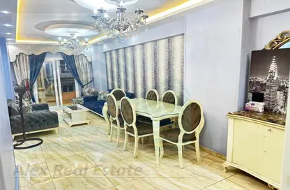 Apartment - 3 Bedrooms - 2 Bathrooms for rent in Al Geish Road - Cleopatra - Hay Sharq - Alexandria