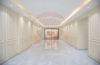 Apartment - 3 Bedrooms - 3 Bathrooms for sale in Antoniadis City Compound - Nozha - Hay Sharq - Alexandria