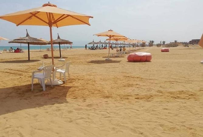 Chalet - 2 Bedrooms - 1 Bathroom for sale in Cape Bay Sokhna - Al Ain Al Sokhna - Suez