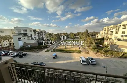 Apartment - 3 Bedrooms - 3 Bathrooms for sale in The Sierras - Uptown Cairo - Mokattam - Cairo